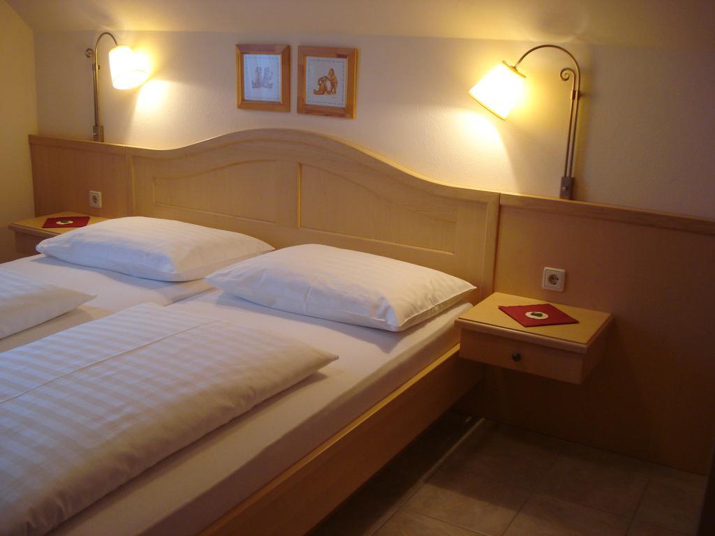 Hotel Pension Rudi - Weingut Kellner Pulkau Esterno foto