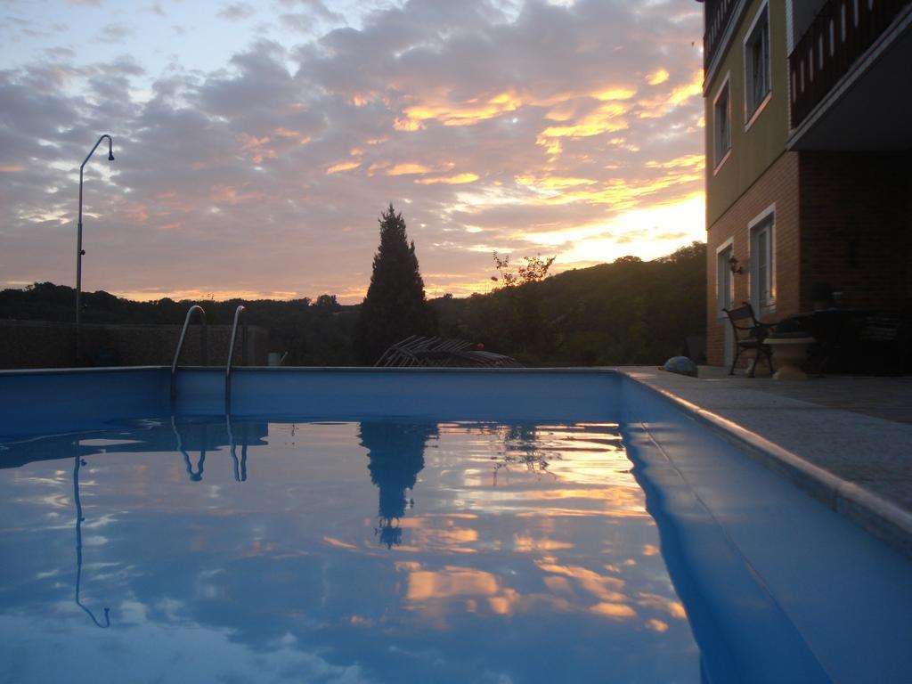 Hotel Pension Rudi - Weingut Kellner Pulkau Esterno foto